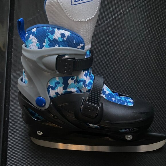 NWOT DBX ADJUSTABLE YOUTH SKATES sz 1-4 - Picture 2 of 5